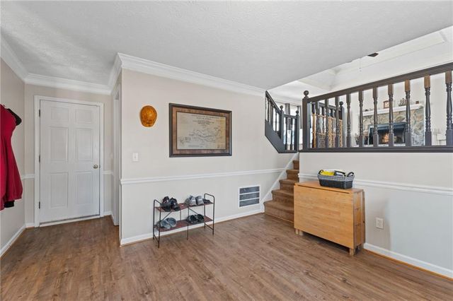 860 Meadowsong Circle, Lawrenceville, GA 30043