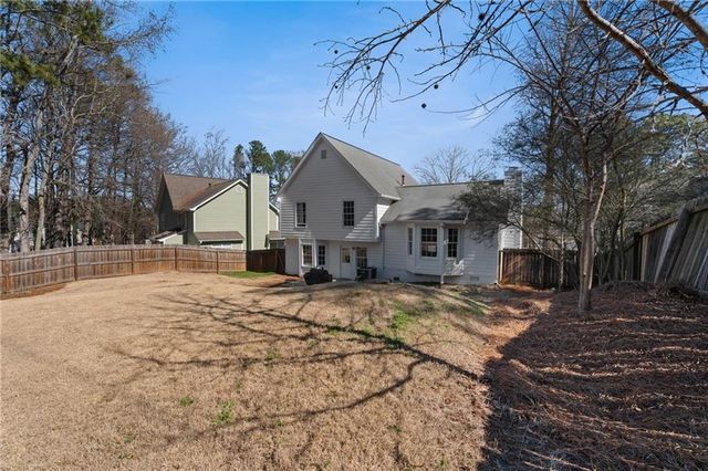 860 Meadowsong Circle, Lawrenceville, GA 30043