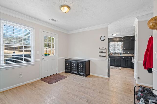 860 Meadowsong Circle, Lawrenceville, GA 30043