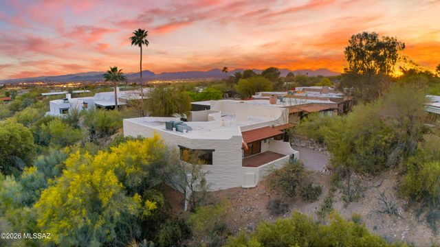 6250 N Campbell Avenue, Tucson, AZ 85718