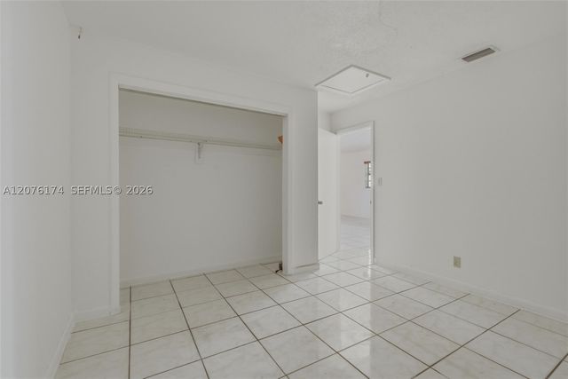 2140 NW 21st Ter N, Fort Lauderdale, FL 33311