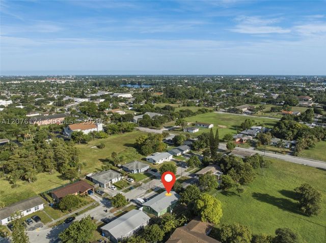 2140 NW 21st Ter N, Fort Lauderdale, FL 33311