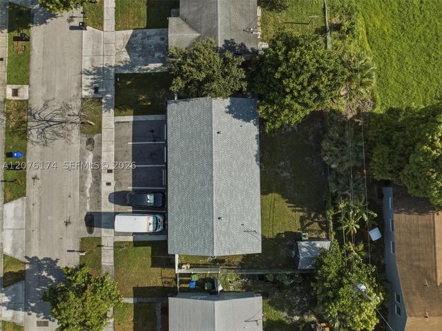2140 NW 21st Ter N, Fort Lauderdale, FL 33311