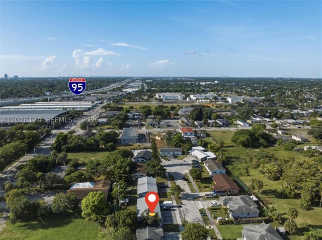 2140 NW 21st Ter N, Fort Lauderdale, FL 33311