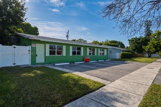 2140 NW 21st Ter N, Fort Lauderdale, FL 33311