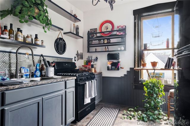 845 W Main Street, Madison, IN 47250