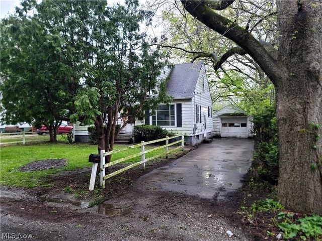 1039 Anna Avenue, Kent, OH 44240