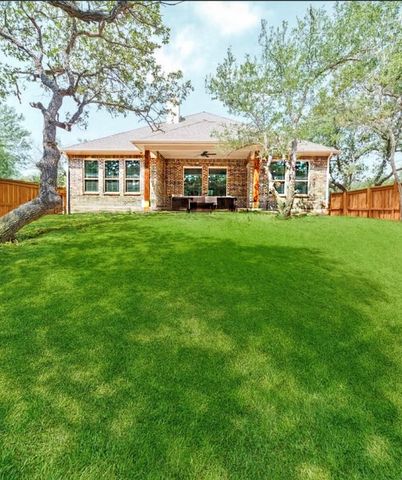 510 Palmetto Court, Runaway Bay, TX 76426