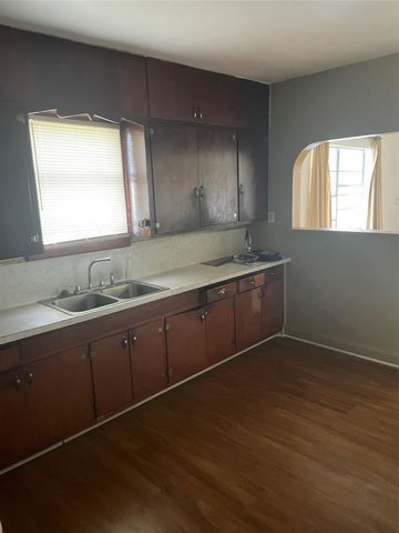 333 13th Street, Port Arthur, TX 77640