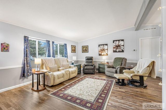 325 W Shelley Street, Idaho Falls, ID 83402