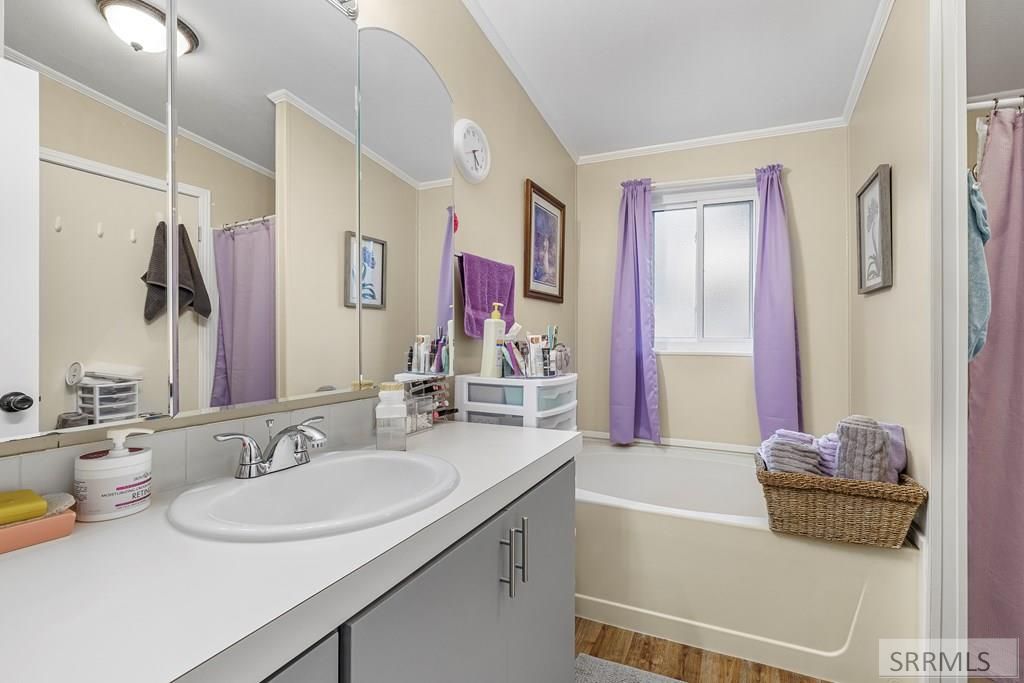 Image 12 of property listing at 325 W Shelley Street, Idaho Falls, ID 83402