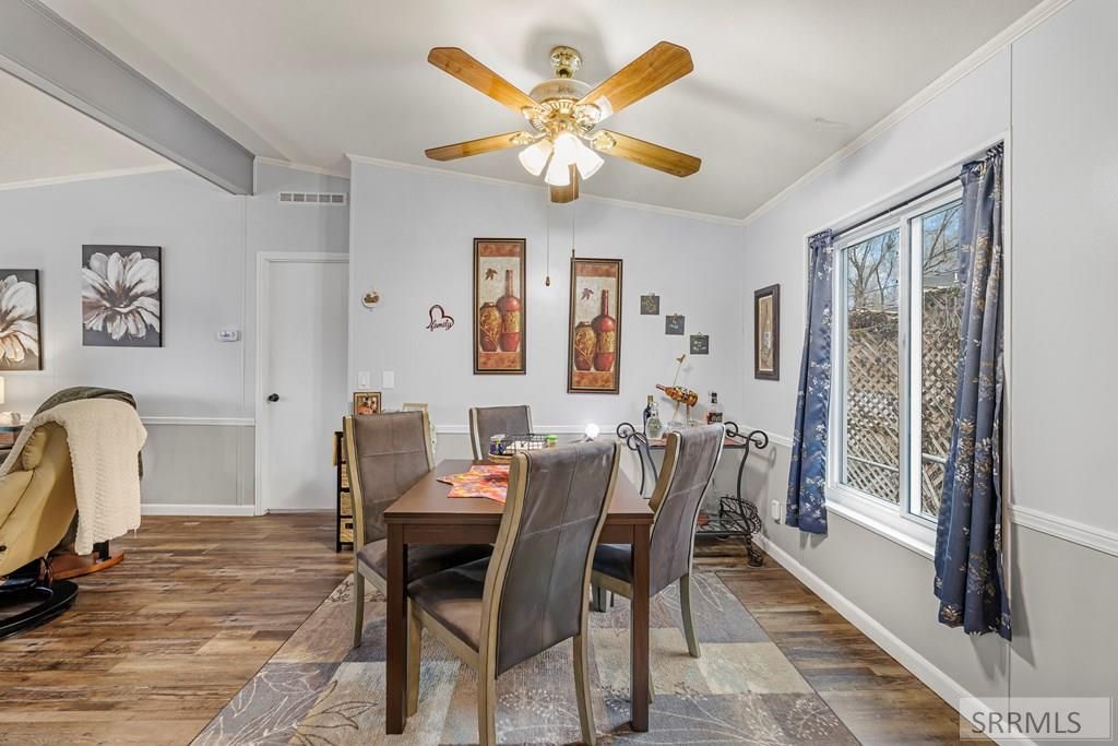 Image 9 of property listing at 325 W Shelley Street, Idaho Falls, ID 83402