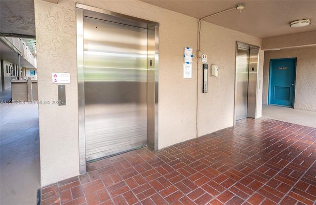 1000 Colony Point Cir 203, Pembroke Pines, FL 33026