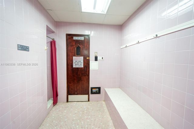 1000 Colony Point Cir 203, Pembroke Pines, FL 33026