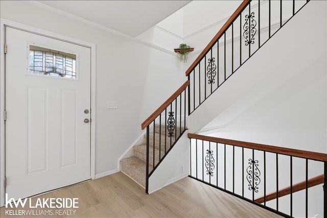 38734 BARNSTABLE Street, Clinton Twp, MI 48038