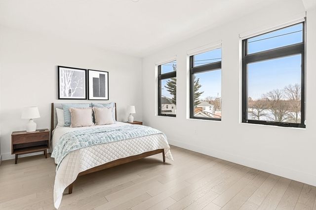 395 Alewife Brook Parkway 3H, Somerville, MA 02144