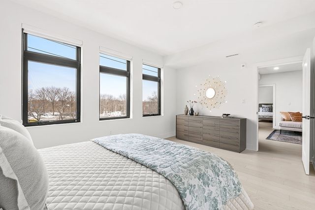 395 Alewife Brook Parkway 3H, Somerville, MA 02144