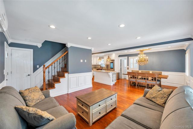 151 Poppy Avenue, Franklin Square, NY 11010