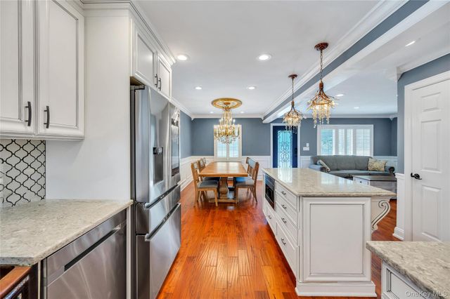 151 Poppy Avenue, Franklin Square, NY 11010
