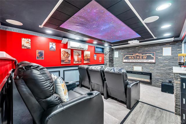 151 Poppy Avenue, Franklin Square, NY 11010