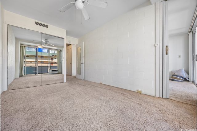 445 Kaiolu Street 504, Honolulu, HI 96815