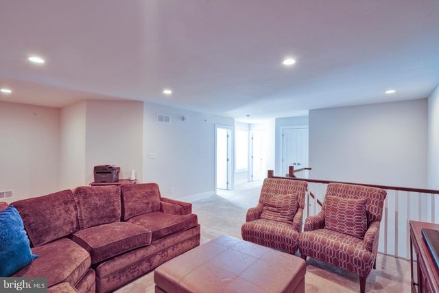 603 SHENANDOAH DR, Collegeville, PA 19426