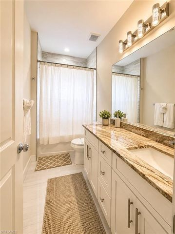 302 SW 14th AVE, Cape Coral, FL 33993