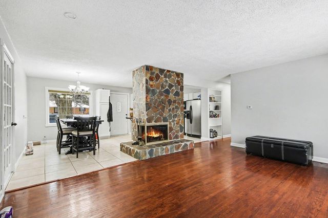 3440 Newcastle Drive Se, City Of Grand Rapids, MI 49508