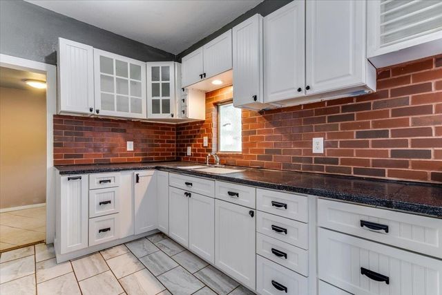 1500 S Waco, Wichita, KS 67213