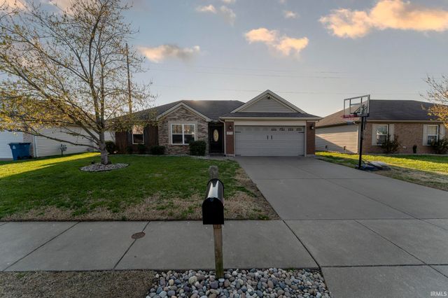 4931 Overland Drive, Newburgh, IN 47630