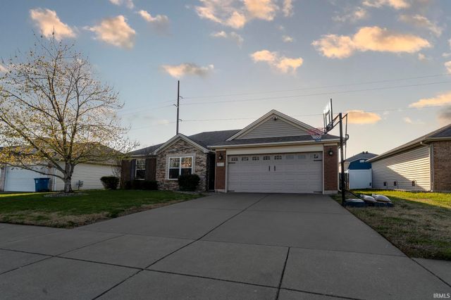 4931 Overland Drive, Newburgh, IN 47630