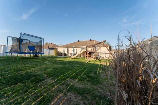 4931 Overland Drive, Newburgh, IN 47630