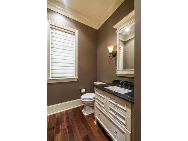 4638 W Lake Harriet Parkway, Minneapolis, MN 55410