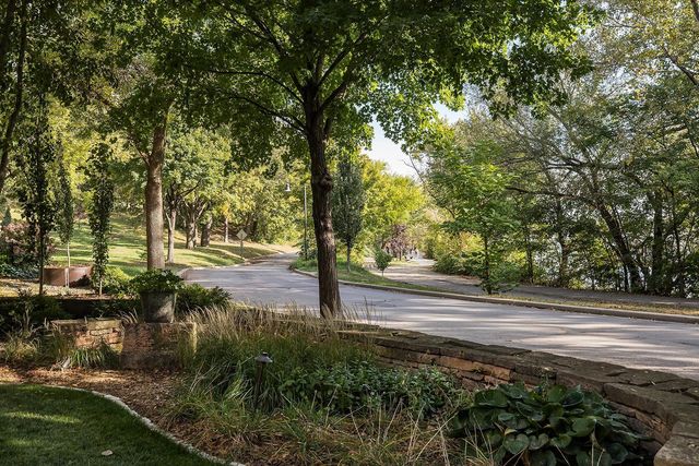 4638 W Lake Harriet Parkway, Minneapolis, MN 55410