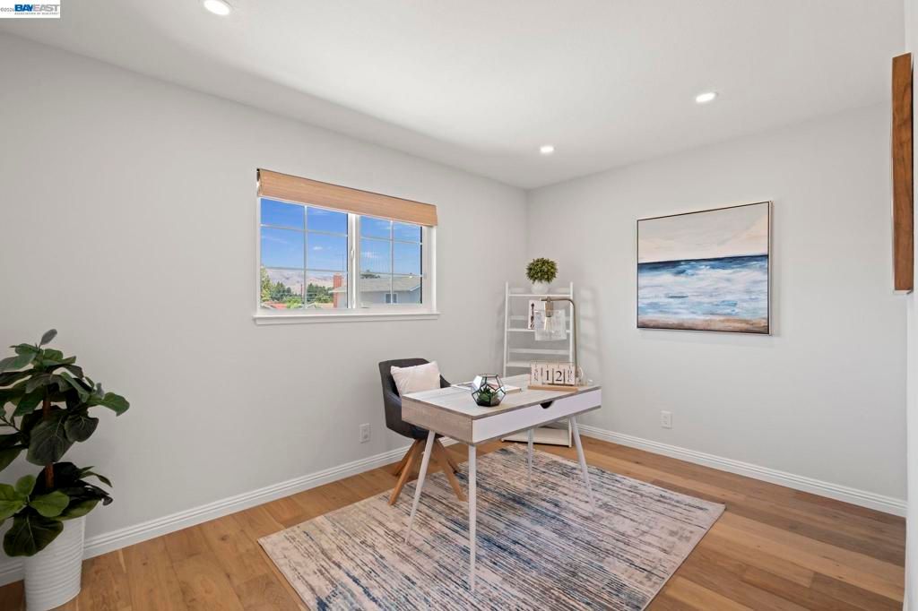 Image 13 of property listing at 2162 Lakewood Ct, San Jose, CA 95132