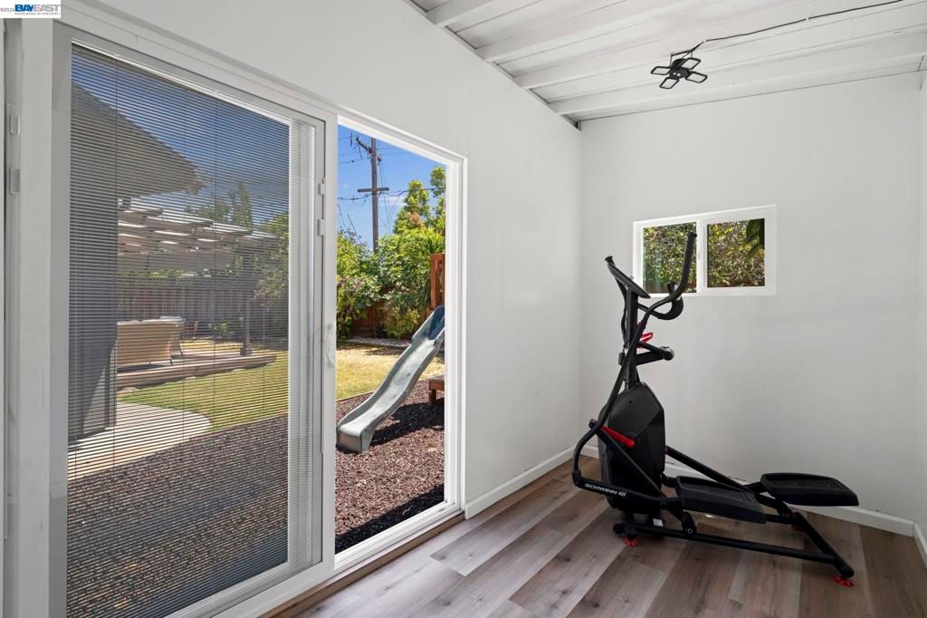 Image 23 of property listing at 2162 Lakewood Ct, San Jose, CA 95132