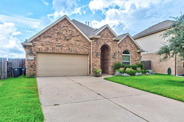 19738 Tacoma Bluff Drive, Katy, TX 77433