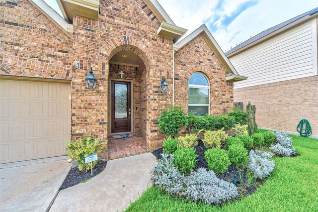 19738 Tacoma Bluff Drive, Katy, TX 77433