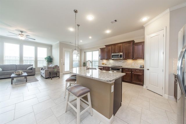 19738 Tacoma Bluff Drive, Katy, TX 77433