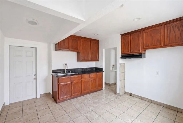 1785 W 36th, Los Angeles, CA 90018