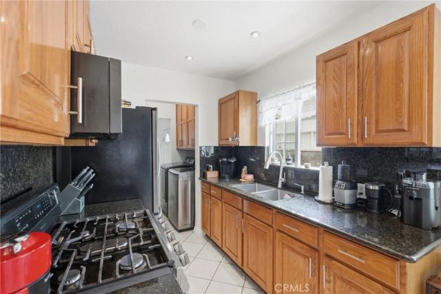 1785 W 36th, Los Angeles, CA 90018