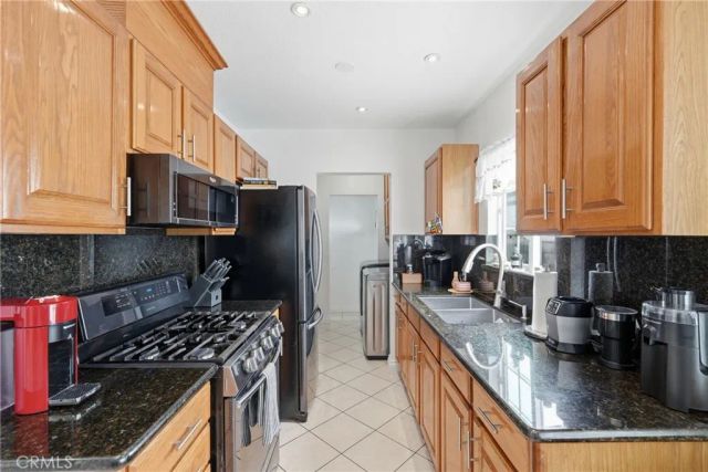 1785 W 36th, Los Angeles, CA 90018