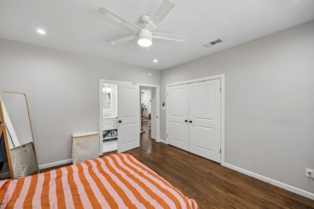 1008 S Oak Cliff Boulevard, Dallas, TX 75208