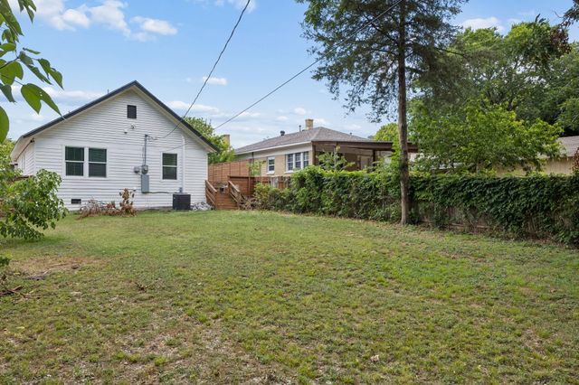 1008 S Oak Cliff Boulevard, Dallas, TX 75208