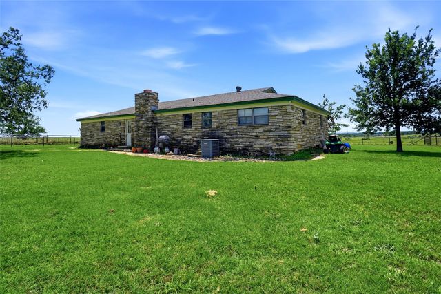2186 Gilliland Road, Springtown, TX 76082