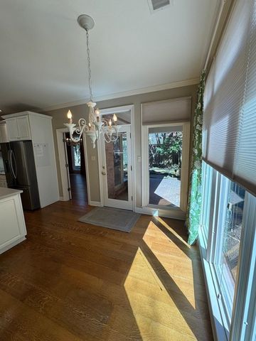 1020 HUMPHREY OAKS CIR, Memphis, TN 38120