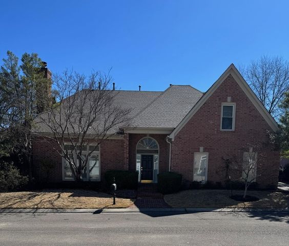 1020 HUMPHREY OAKS CIR, Memphis, TN 38120