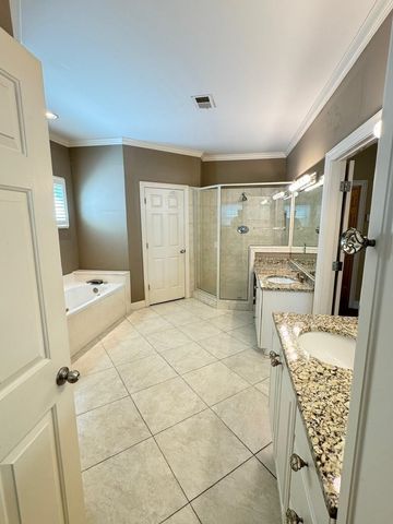 1020 HUMPHREY OAKS CIR, Memphis, TN 38120