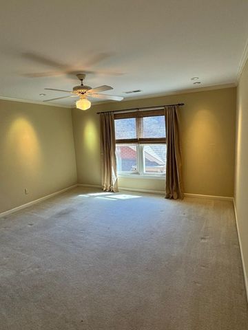 1020 HUMPHREY OAKS CIR, Memphis, TN 38120