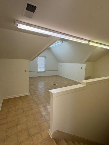 1020 HUMPHREY OAKS CIR, Memphis, TN 38120